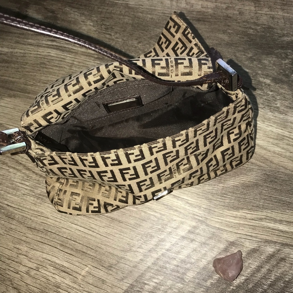 FENDI - Picture 3 of 8